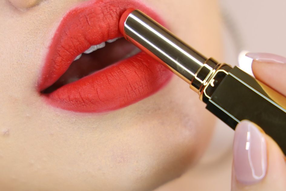 Ternyata Pilihan Warna Lipstick Bisa Mencerminkan Karakter Kamu Loh Yuk Simak 3 Arti Warna Lipstick Yang Kamu Pilih Ternyata Pilihan Warna Lipstick Bisa Mencerminkan Karakter Kamu Loh Yuk Simak 3 Arti Warna Lipstick Yang Kamu Pilih