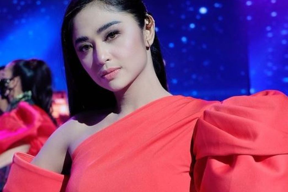 Bak Sudah Kenyang Makan Asam Garam Kehidupan Sebagai Biduan Dewi Perssik Ngaku Legowo Meski Punya Banyak Haters Nggak Semuanya Berpendidikan