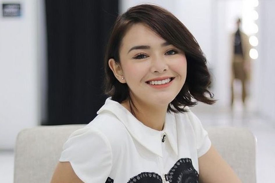 Menjadi Pemeran Wanita Terfavorit Dalam Penghargaan Idsa 2021 Amanda Manopo Berterima Kasih Kepada Arya Saloka