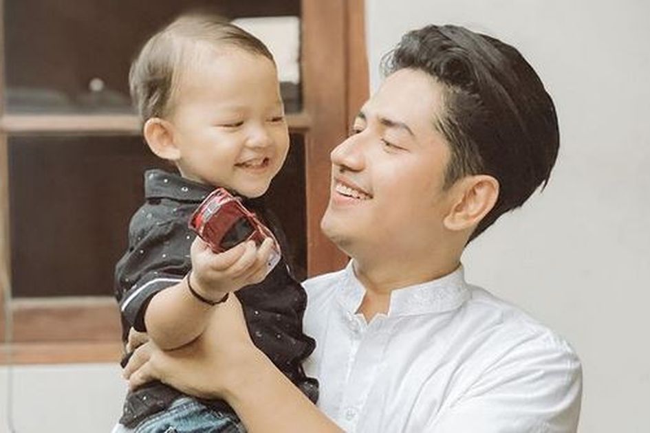 Demi Anak Zikri Daulay Tak Mau Putus Silaturahmi Dengan Mantan Istri Demi Anak Zikri Daulay Tak Mau Putus Silaturahmi Dengan Mantan Istri