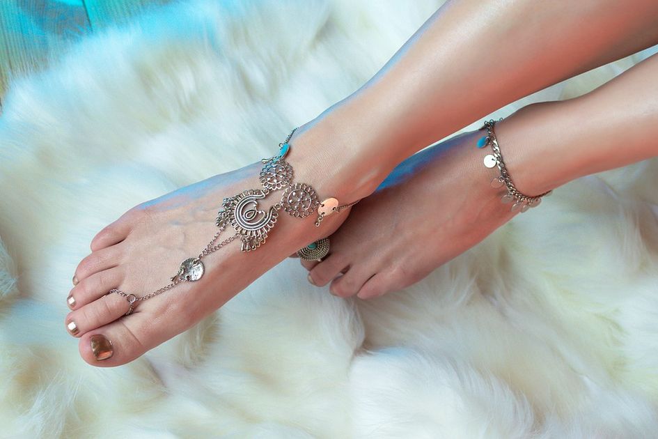 Arti Mimpi Gelang Kaki Putus Simpan Banyak Misteri, Hal Ini ...