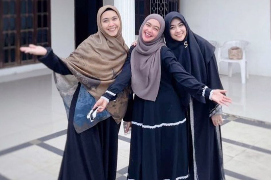 Masya Allah Rumah Artis Oki Setiana Dewi Dan Ria Ricis Disulap Jadi Tempat Hafiz Qur An Begini Potretnya