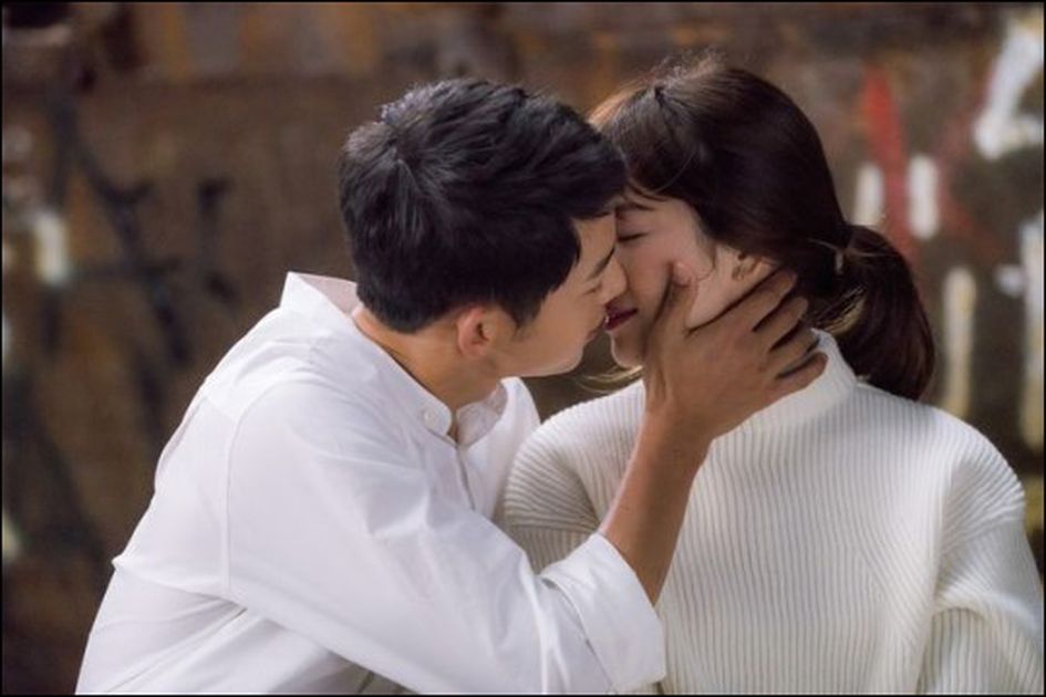 Dispatch Ungkap Alasan Ogah Bocorkan Foto Kencan Song Song Couple