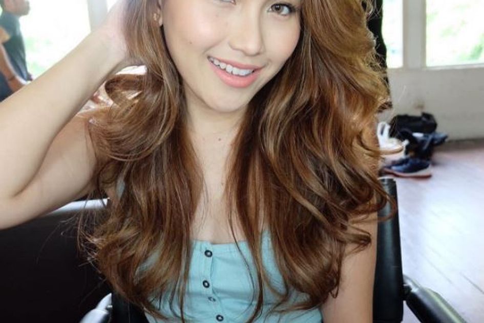 Ini Rambut Pirang Vs Rambut Hitam Ayu Ting Ting Mana Yang Kamu Suka