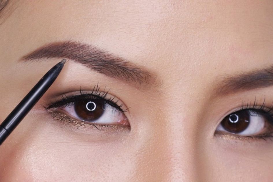 Ternyata Kegunaan Makeup Ini Tidak Hanya Untuk Alis, Cocok Untuk Anak Kost  nih