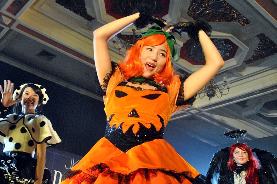 kostum all members jkt48 halloween night
