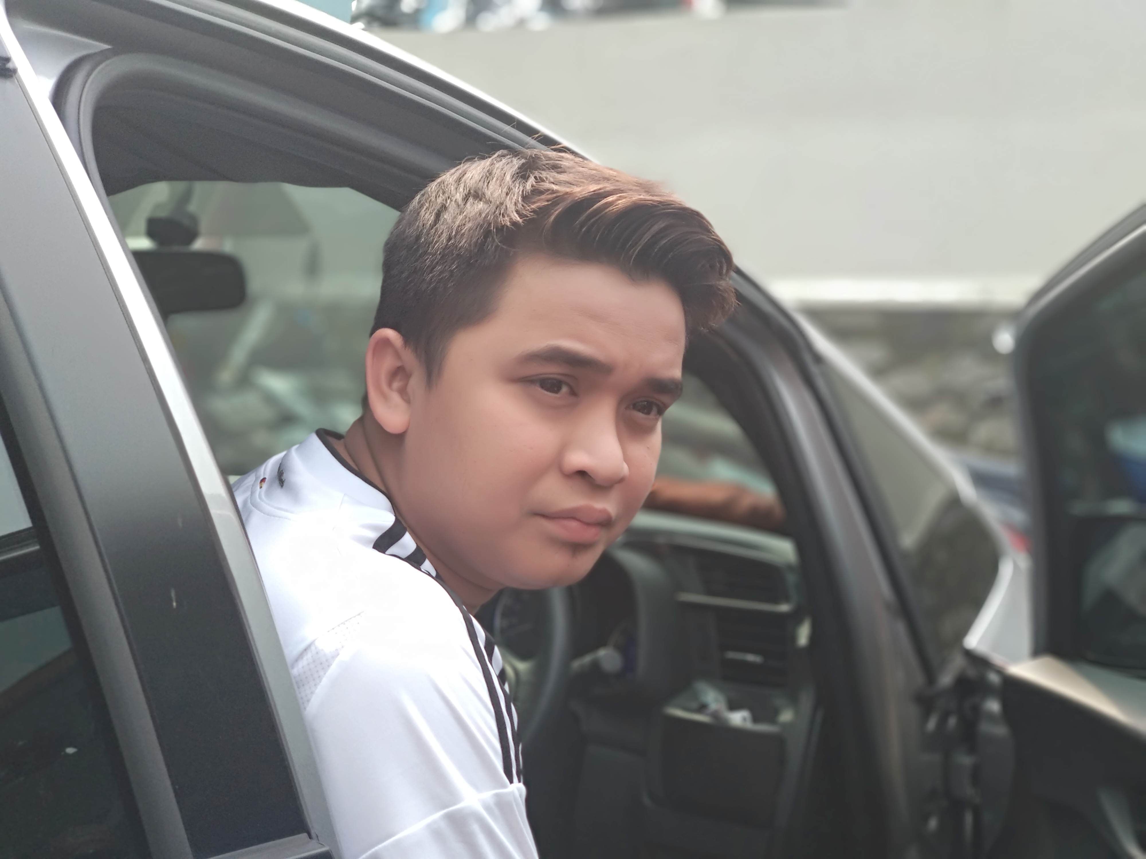 Billy Syahputra Tanggapi Kabar Kedekatannya dengan Via Vallen Semua Halaman Grid