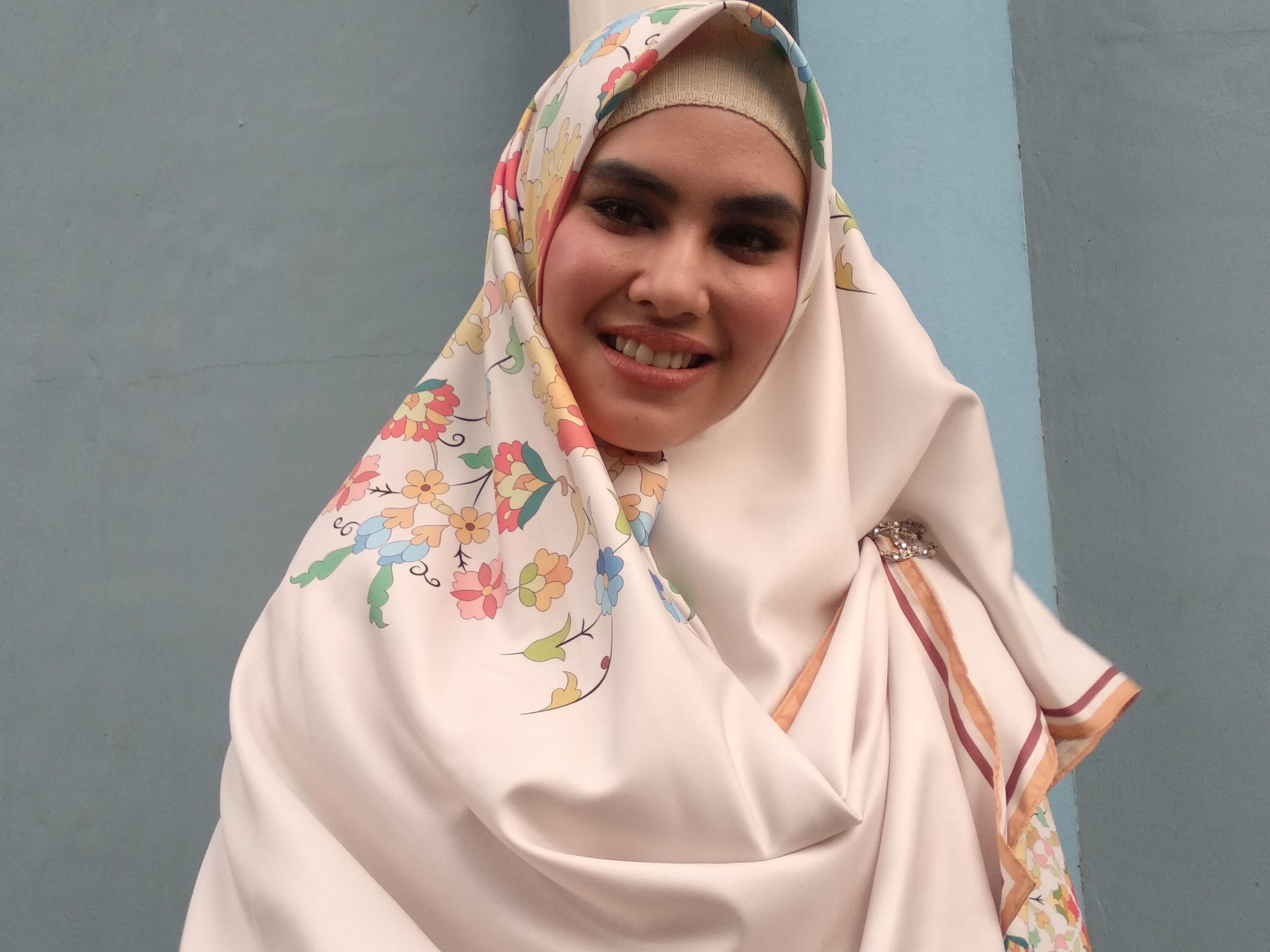 Larisnya 5 Artis Berhijab Ini Tetap Banjir Pekerjaan di Dunia Hiburan Semua Halaman Grid ID