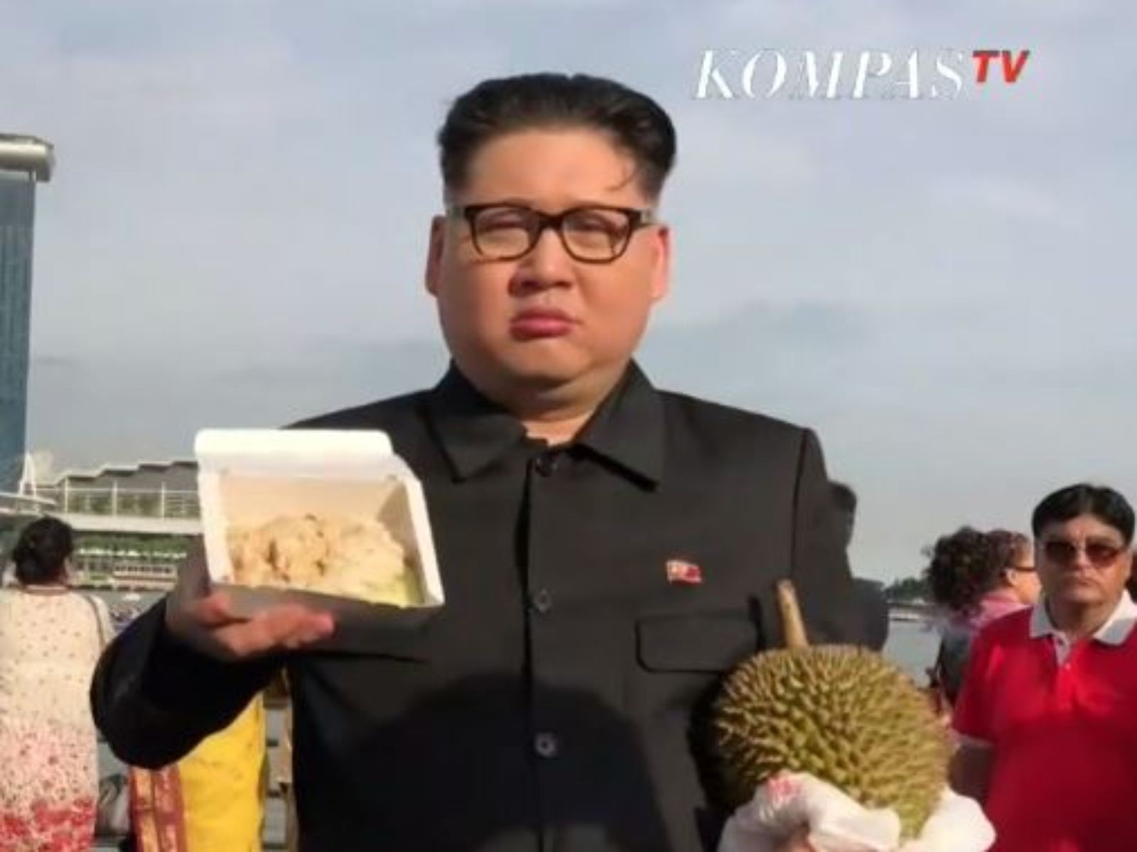 Tunggu Trump di Singapura Kim Jong Un Dapat Hadiah Durian dari Warga Semua Halaman Grid