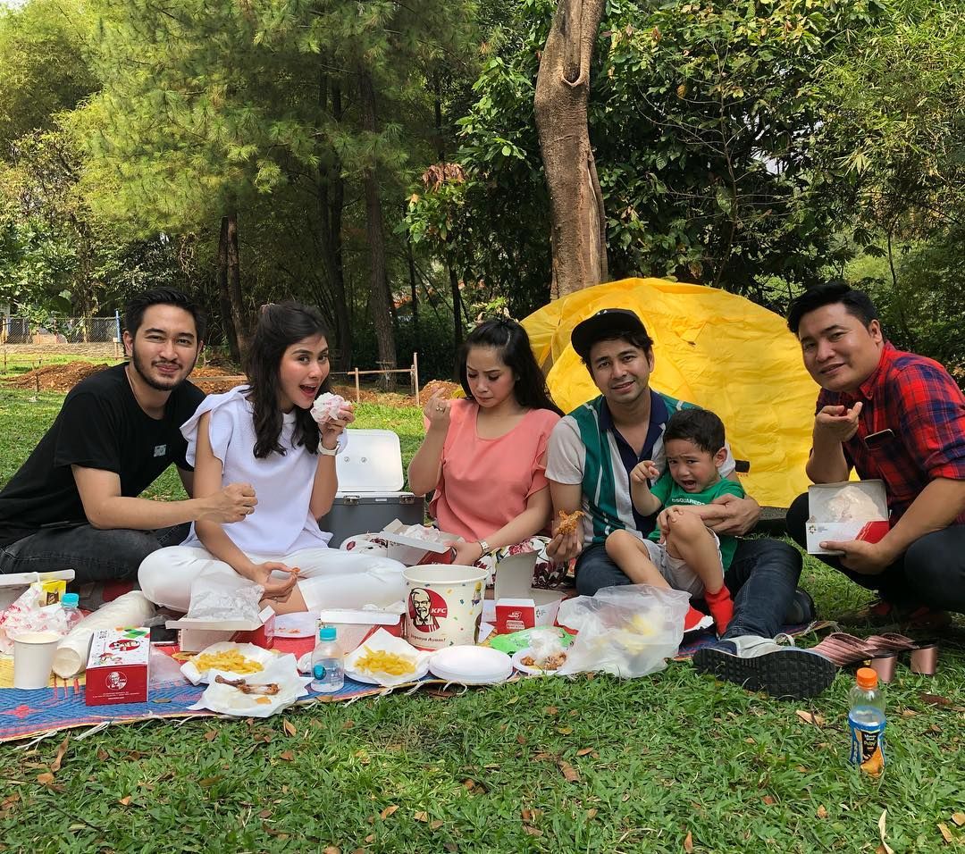 Piknik Bahagia Bersama Keluarga: Arti Mimpi Yang Menginspirasi Piknik Bahagia Bersama Keluarga: Arti Mimpi Yang Menginspirasi