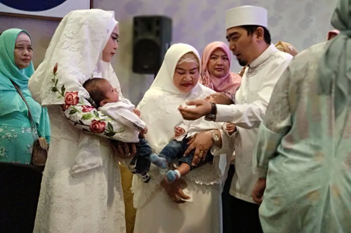Begini Suasana Ulang Tahun Sekaligus Aqiqah Putra Kembar