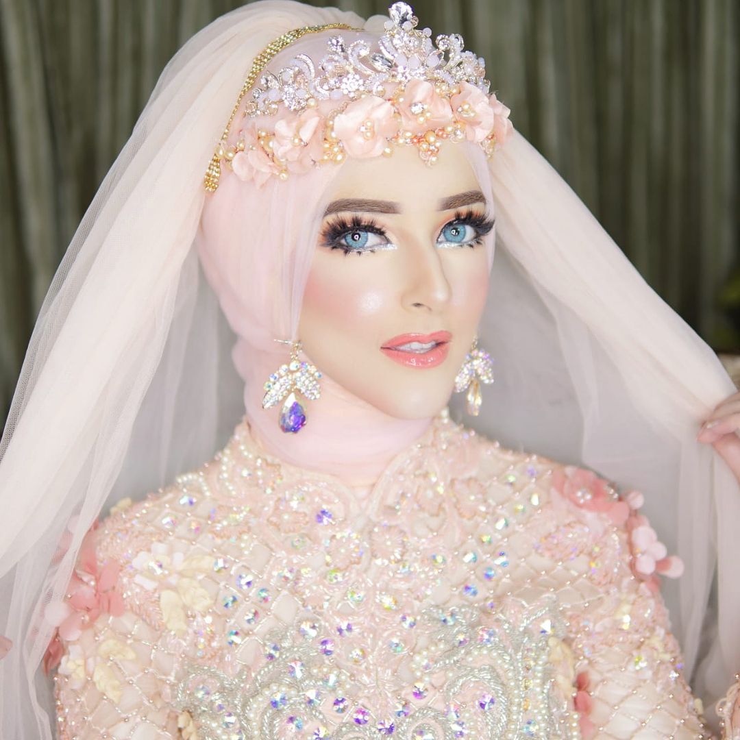 Dari Freckles Sampai Makeup Tradisional Jawa Lihat Penampilan Tasya