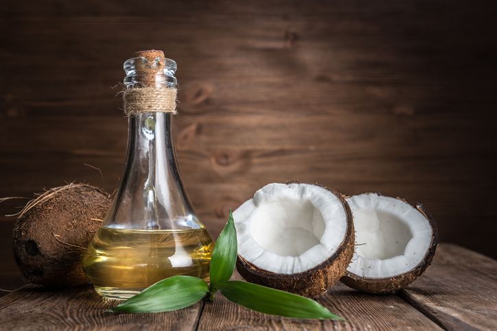 Banyak Khasiatnya, Ini 3 Manfaat Minyak Kelapa Bagi Kulit - Semua Halaman - Nova