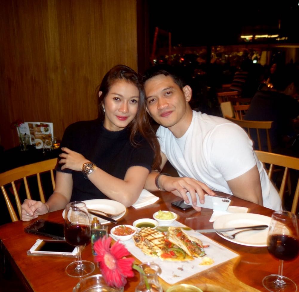 Rezky Aditya Jalani Foto Prewedding Siap Siap Patah Hati Ya