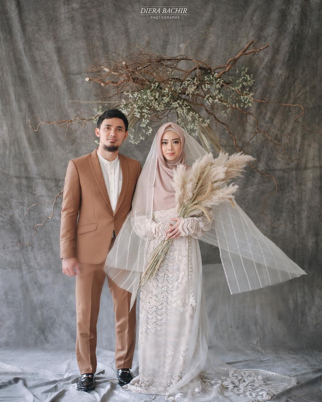 Intip Mesranya Foto Prewedding Lindswell Kwok Dan Achmad Hulaefi