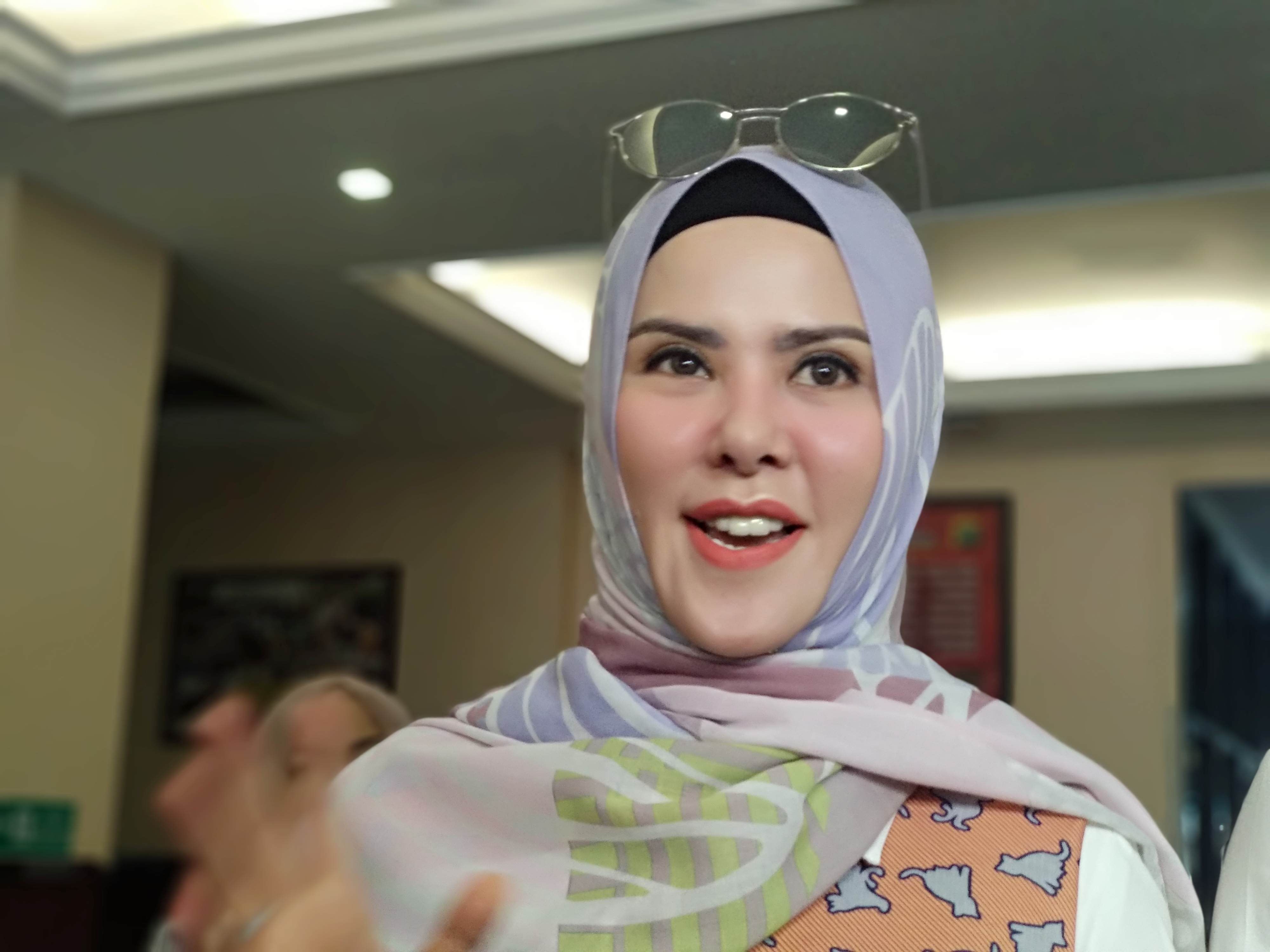 Resmi Bercerai dengan Vicky Prasetyo Angel Lelga Saya Sujud Syukur Semua Halaman Grid ID Resmi Bercerai dengan Vicky Prasetyo Angel Lelga Saya Sujud Syukur Semua Halaman Grid ID