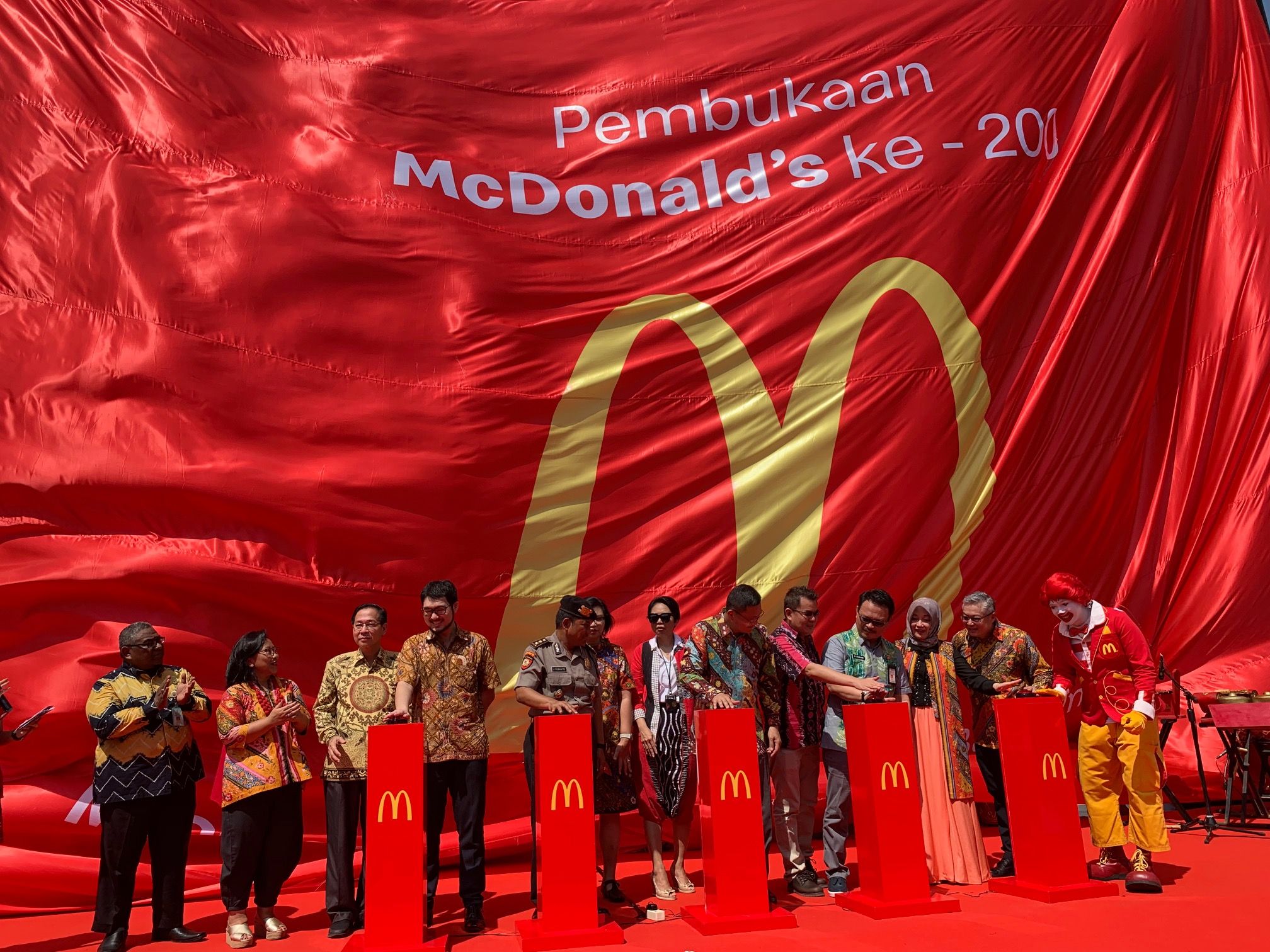 Bersejarah McDonald s Buka Gerai ke 200 di Indonesia dan Pertama di Banjarmasin Semua Halaman Grid ID