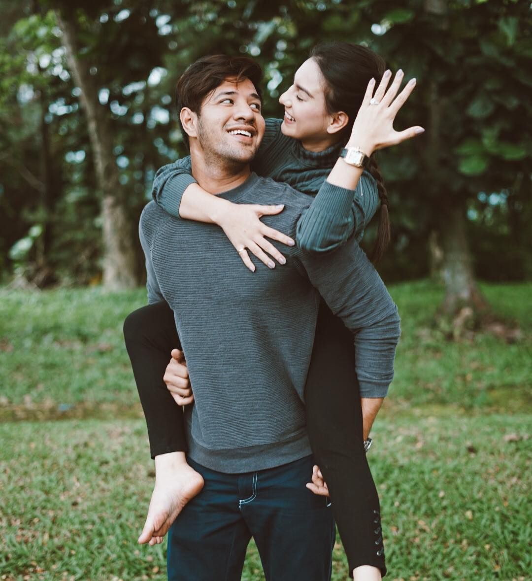 Cantiknya Foto Foto Prewed Irish Bella Banjir Begini Komentar