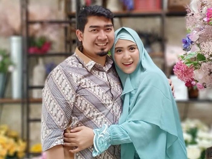Kisah Cinta Terlarangnya Dibongkar Mantan Istri Ustaz Kondang Itu Pernah Dapat Surat Terbuka Dari Tki Hong Kong Yang Mengaku Terluka Gara Gara Persoalan Ini Semua Halaman Fotokita