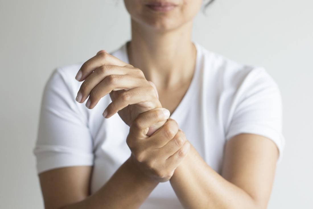 Penyebab Dan Solusi Carpal Tunnel Syndrome Yang Rasanya Seperti Kesemutan Di Tangan Jangan Dikit Dikit Dihubungkan Dengan Covid 19 Semua Halaman Grid Health