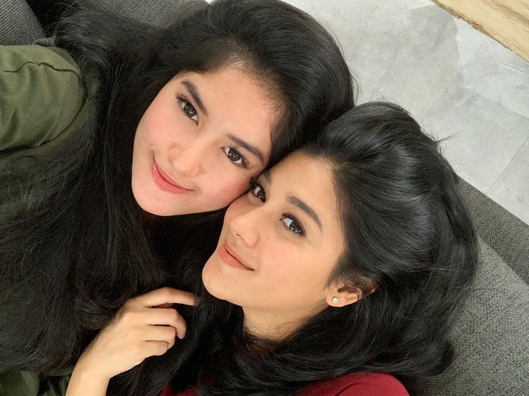 Moment Akrab Naysilla Mirdad dan Ochi Rosdiana, Eks Member JKT48! - Semua  Halaman - CewekBanget