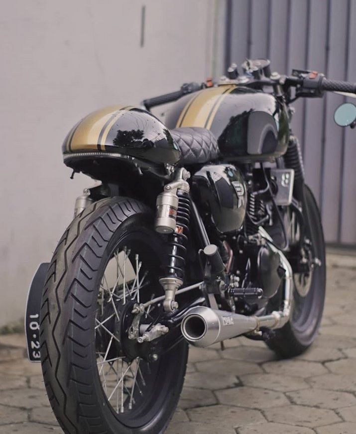 Custom Kawasaki w175