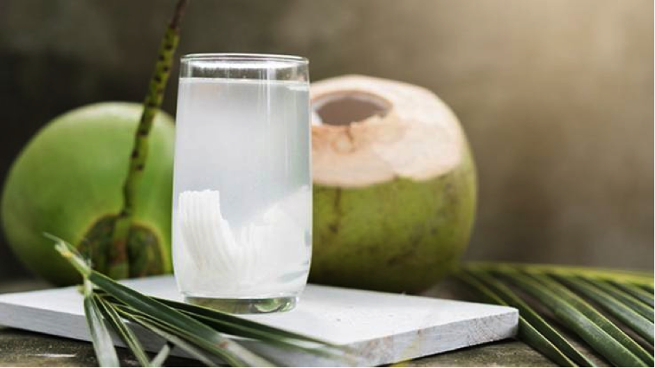 Cuma Rutin Minum Rebusan Air Kelapa Setiap Hari Ternyata Bisa Hindari Penyakit Mengerikan Ini Pada Tubuh Simak Penjelasannya Semua Halaman Sajian Sedap