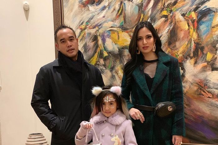 Langsung Pasang Badan Bela Sang Ibu Dari Candaan Ardi Bakrie Yang Dinilai Kelewatan Putri Sulung Nia Ramadhani Langsung Banjir Pujian Dari Netizen Mikhayla Hebat Banget