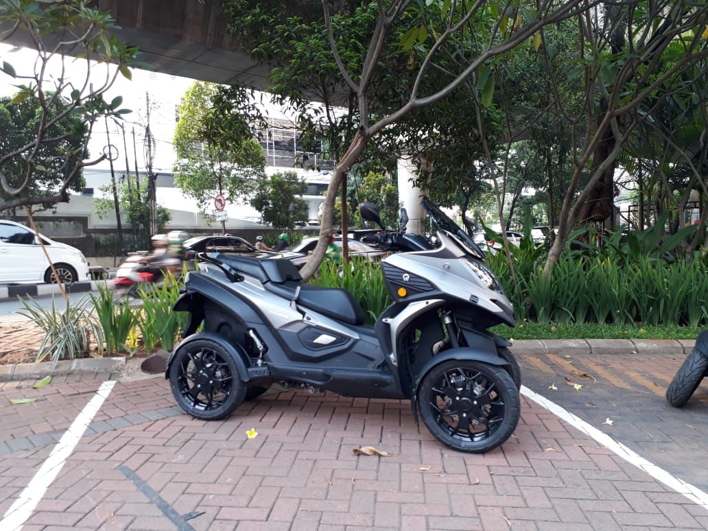 Resmi Dijual Seharga Toyota Kijang Innova