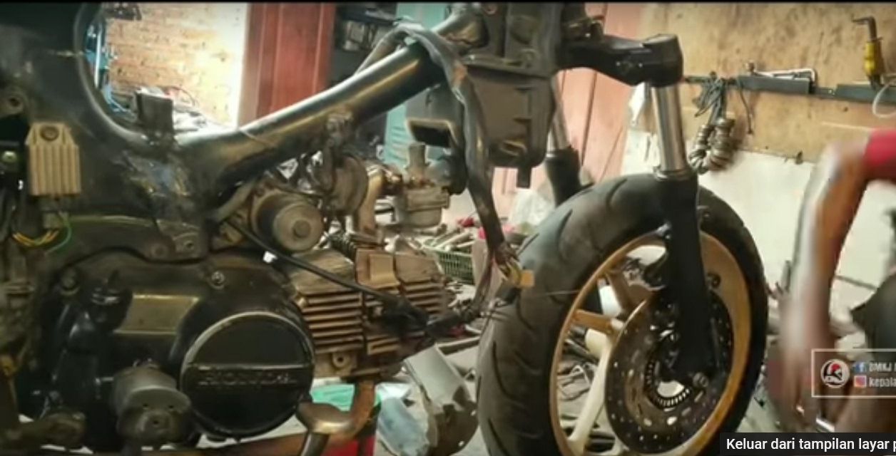 Proses Modif Grand Max Hasil Kawin Silang Honda Grand Dengan