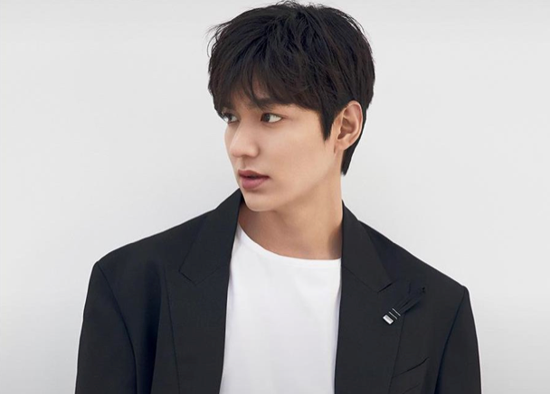 Gaya Rambut Cowok Aquarius  Contoh Gaya Rambut