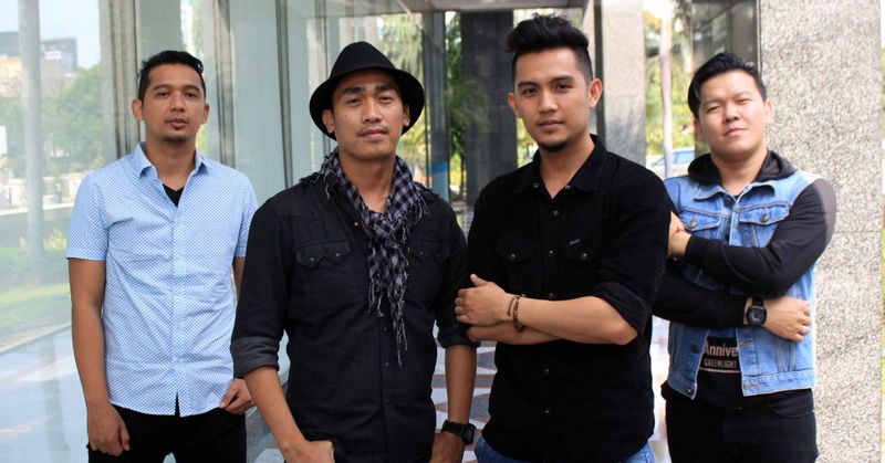 Ilusi Lirik Lagu Malaytimes