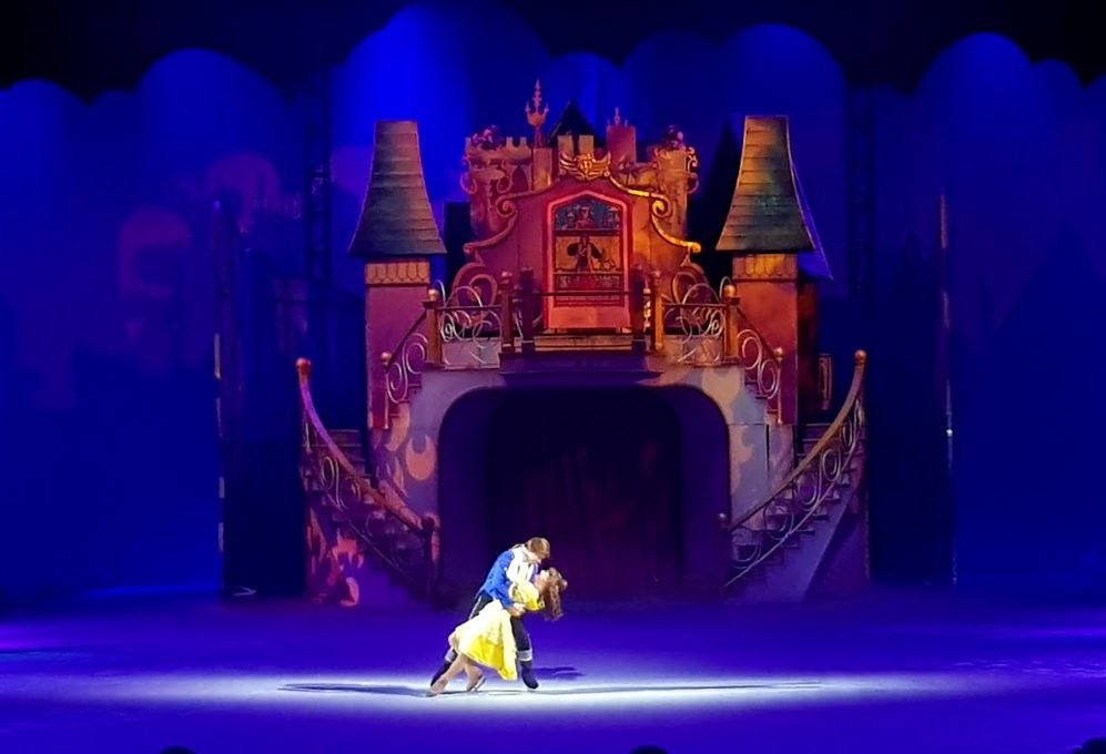 Dari Kereta Kencana Cinderella Hingga Kerajaan Es Frozen Ramaikan Disney On Ice Live Your Dreams 2020 Intip Potret Keseruanya Moms Semua Halaman Nakita Dari Kereta Kencana Cinderella Hingga Kerajaan Es Frozen Ramaikan Disney On Ice Live Your Dreams 2020 Intip Potret Keseruanya Moms Semua Halaman Nakita