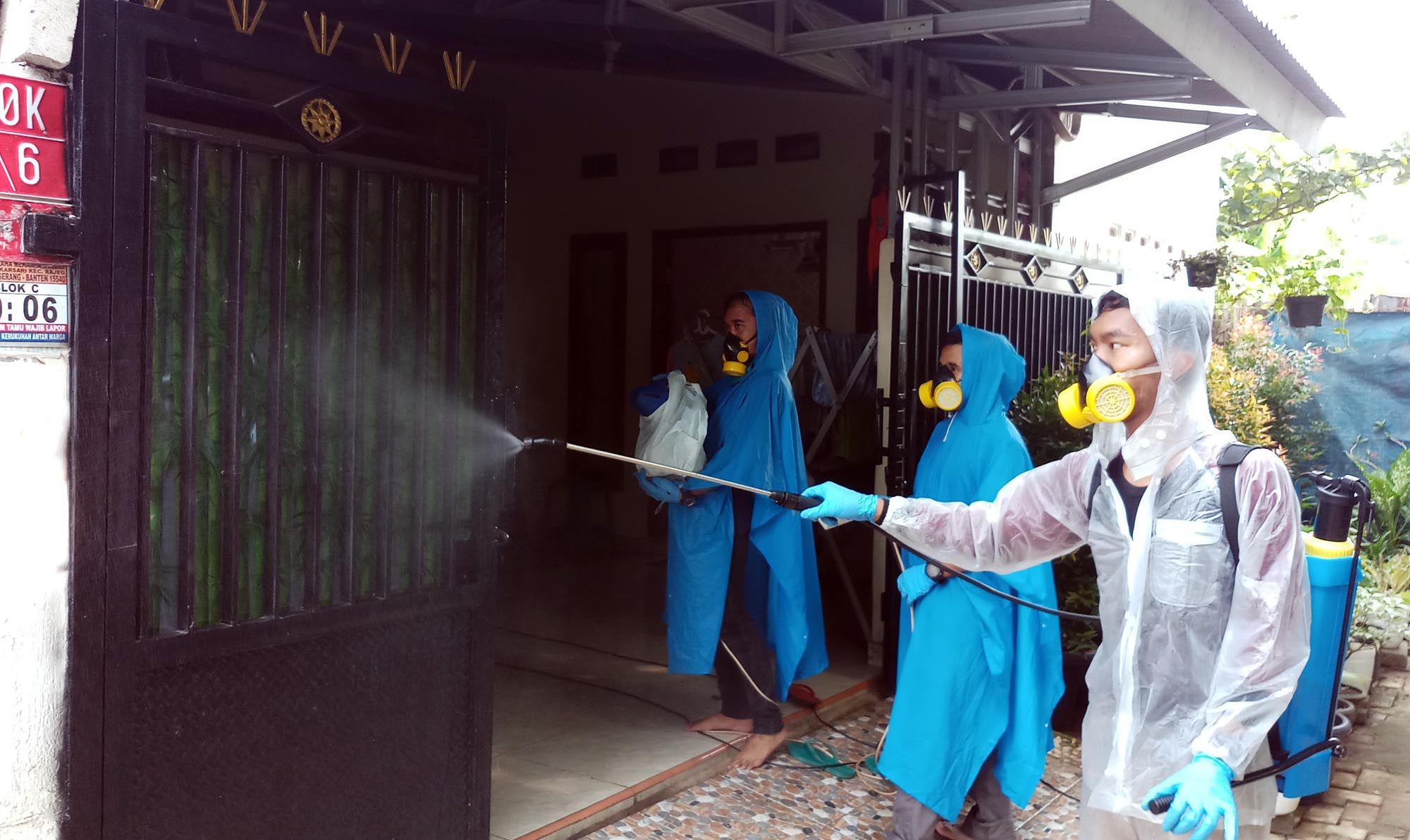 Diyakini Bisa Matikan Virus di Permukaan Benda, Disinfektan Bisa