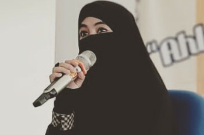 Ingat Kisah Di Balik Lagu Mendiang Ustaz Jefri Al Buchori Umi Pipik Berurai Air Mata Dengar Adiba Nyanyikan Lagu Bidadari Surga