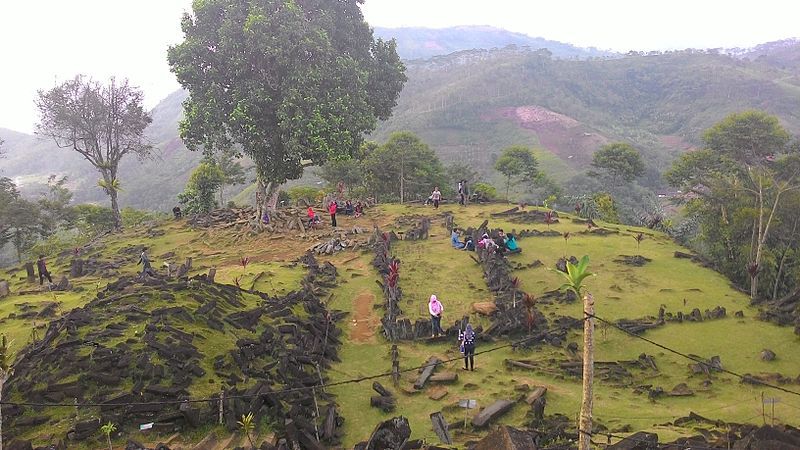 Apa Itu Situs Megalitikum? Selain Situs Batu Berak ...