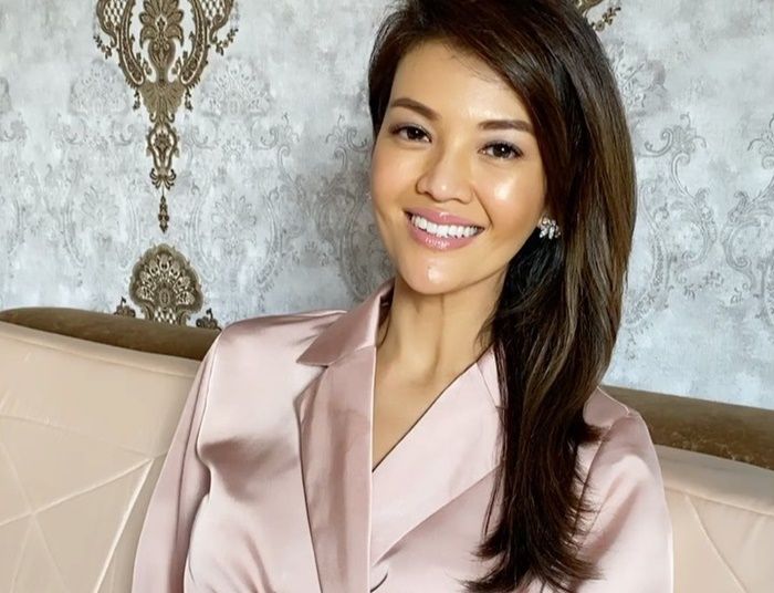 6 Tahun Cerai dan Sudah Punya Pasangan Baru, Farah Quinn Dilema Karena  Masih Pakai Nama Belakang Mantan Suami: Entar Orang Tahu Aku Nggak, ya? -  Semua Halaman - Nova