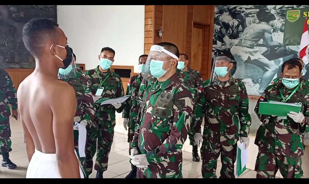 Yusuf Rony Yusuf Rony Kabarjay, Yatim Piatu Asal Papua Berhasil Lulus Jadi ...