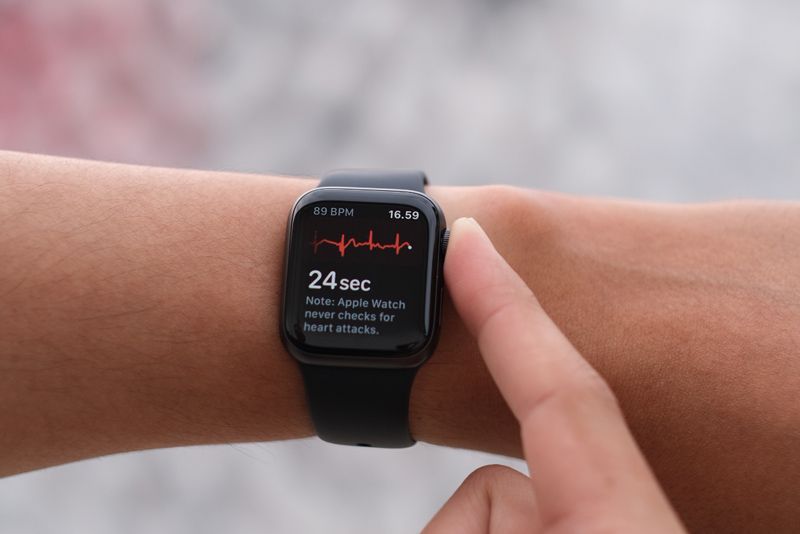 Update watchOS 7.1 Bawa Fitur ECG untuk Korea dan Rusia - MakeMac