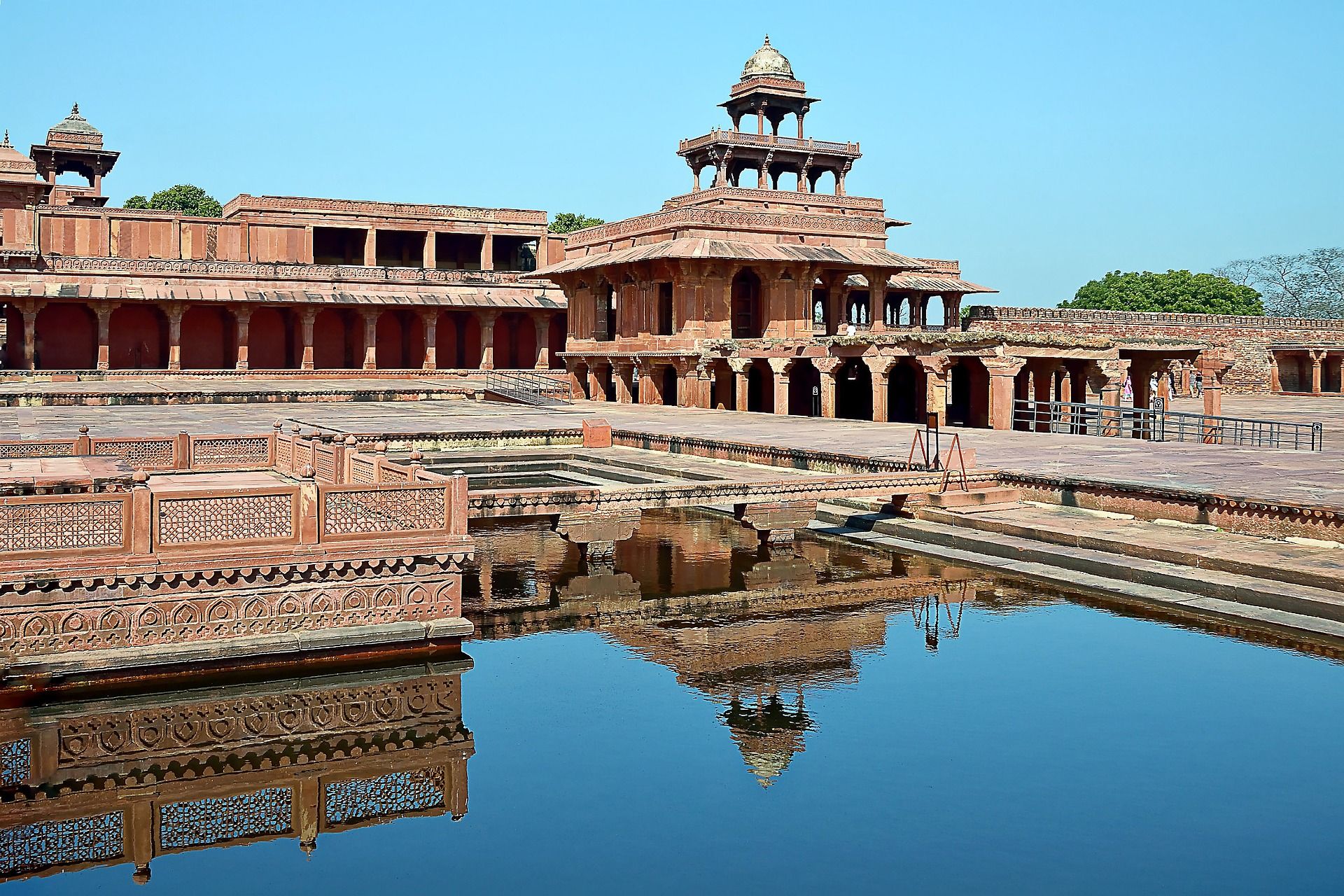 Fatehpur Sikri, Kota yang Dahulu Megah dan Indah Kini Kosong - Semua  Halaman - Bobo