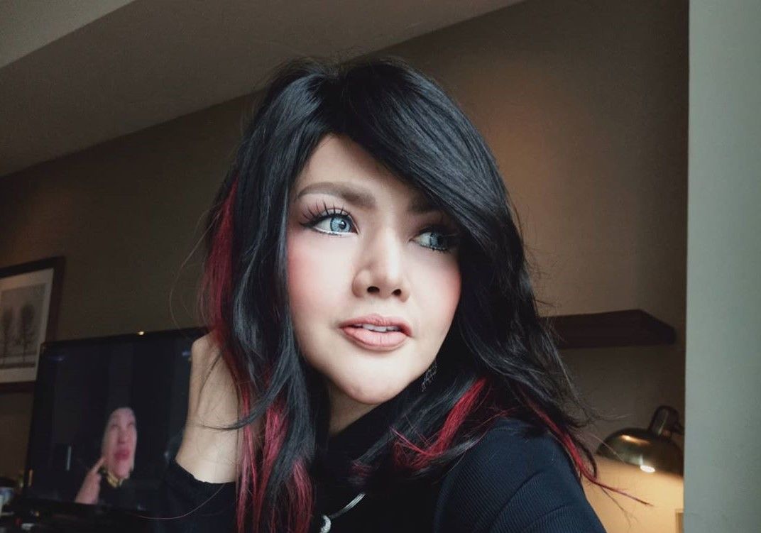 cat rambut barbie