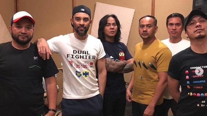 Lirik Lagu Chord Gitar Cinta Tak Bersyarat Element Demi Nama Cinta Sonora Id Music lirik lagu element cinta tak bersyarat cover acoustic by tam. lirik lagu chord gitar cinta tak