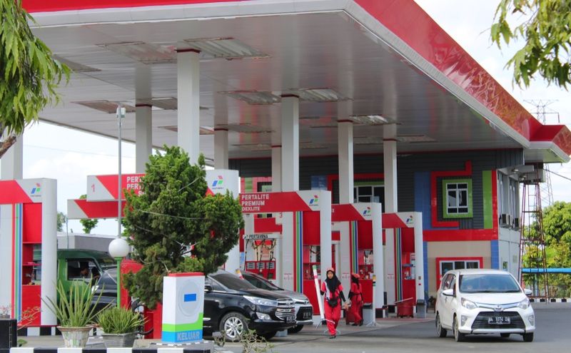 Gampang Banget Cara Tahu Spbu Yang Harga Bensin Pertalite Jadi Rp 5 355 Pertamax Rp 6 300 Dan Pertamax Turbo Rp 6 895 Per Liter Setelah Cashback 30 Motorplus