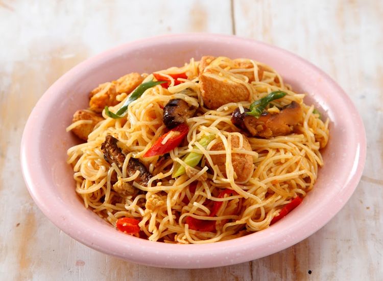 Resep Misua, Misua Goreng Chinese Halal Cooking With Sheila : Lumpia goreng is a simple fried spring rolls filled with vegetables;