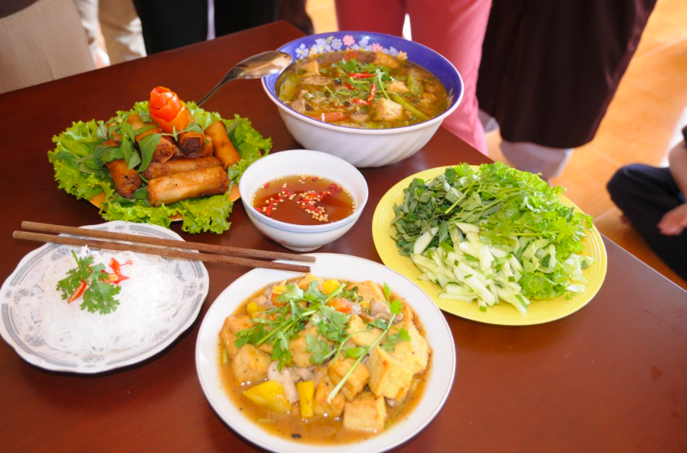 Penyebab Makanan Cepat Basi Ternyata Menyimpan Makanan di 