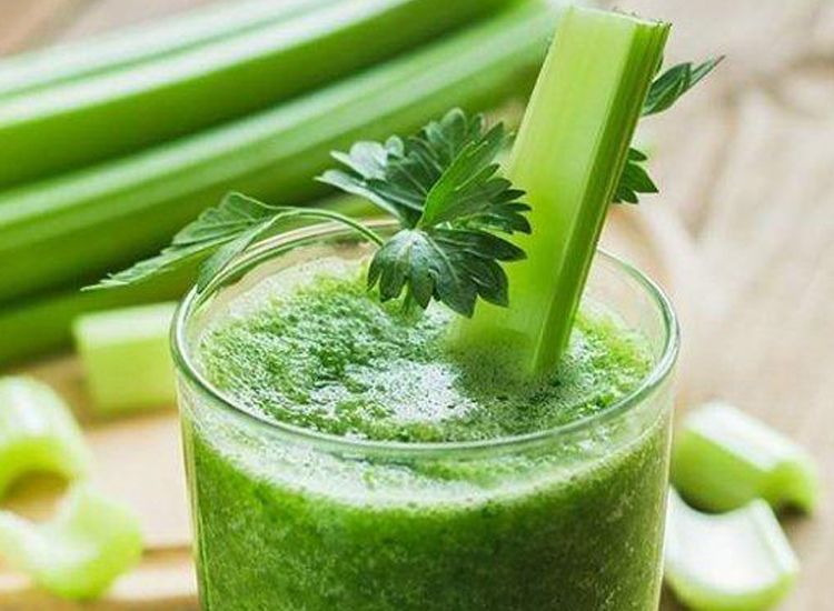 Stop Ikut Ikutan Minum Jus Seledri Jika Miliki Radang Kronis Di Usus Besar Bisa Senasib Dengan Wanita Ini Semua Halaman Sajian Sedap