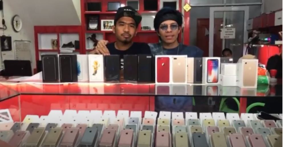 Atta Halilintar Terlanjur Habiskan Rp 1 Miliar Borong Hp Ponsel Yang Dijual Di Pstore Ternyata Ilegal Pantas Sesumbar Sejagad Raya Termurah Semua Halaman Grid Hot