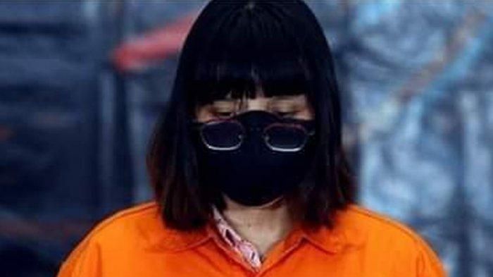 Jokowi Keluhkan Banyak Kabar Bohong Beredar Ini Sosok Blogger Yang Ditangkap Karena Dituduh Sebarkan Hoaks Uu Cipta Kerja Semua Halaman Fotokita
