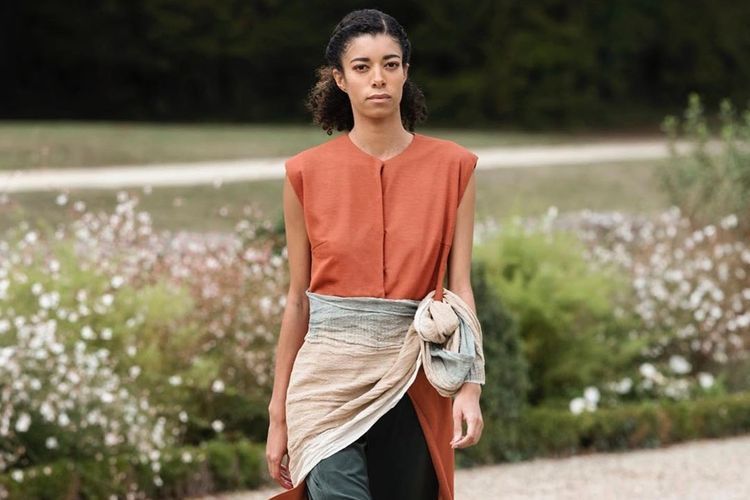 Koleksi PATEH dari AKSU yang tampil secara virtual di Paris Fashion Week 2020 