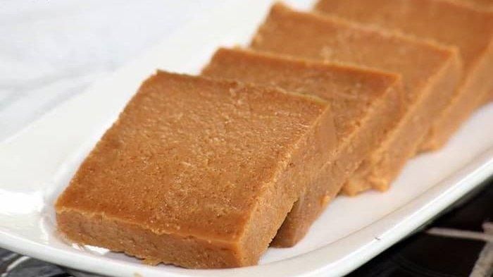 Dinamakan Kue Lapan Jam, Apa Makanan Khas Palembang Ini Harus Dimasak